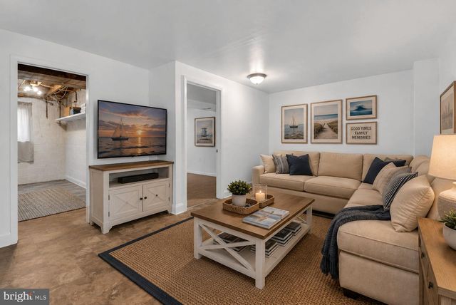 490 WORTHINGTON RD, Millersville, MD 21108