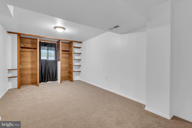 490 WORTHINGTON RD, Millersville, MD 21108