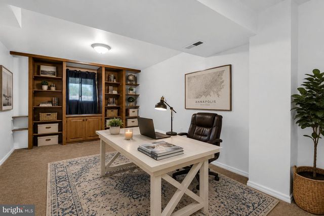 490 WORTHINGTON RD, Millersville, MD 21108
