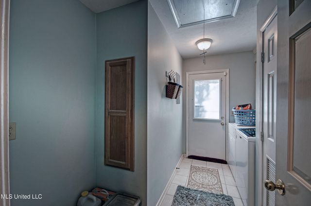 23 Club Oaks Circle, Pearl, MS 39208