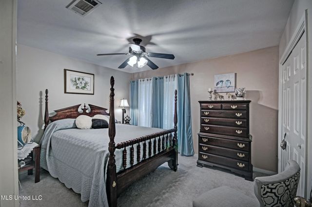 23 Club Oaks Circle, Pearl, MS 39208