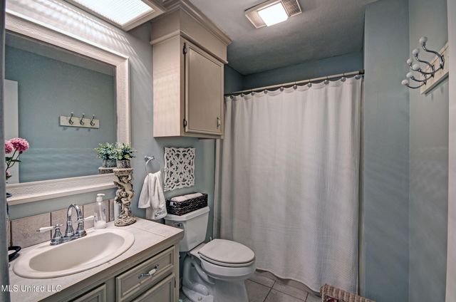 23 Club Oaks Circle, Pearl, MS 39208