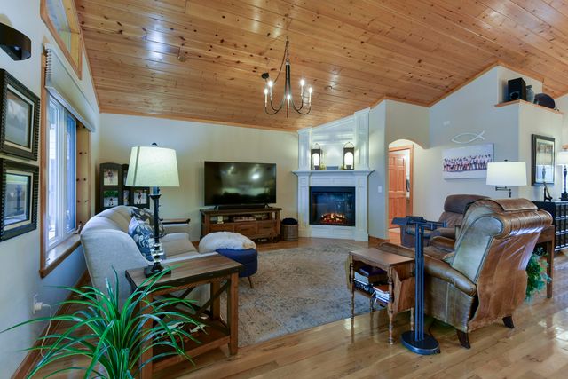 133 Dogwood Crest, Branson West, MO 65737