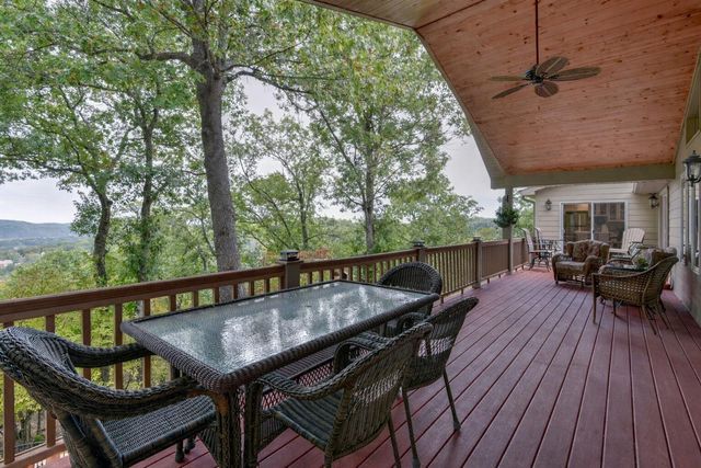 133 Dogwood Crest, Branson West, MO 65737