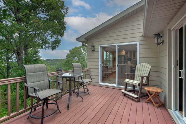 133 Dogwood Crest, Branson West, MO 65737