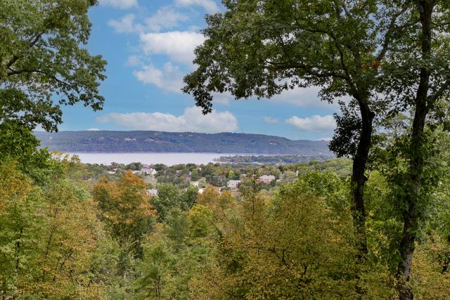 133 Dogwood Crest, Branson West, MO 65737