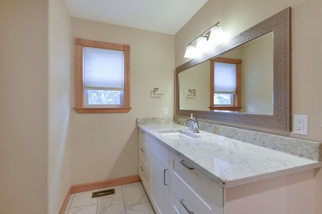 133 Dogwood Crest, Branson West, MO 65737