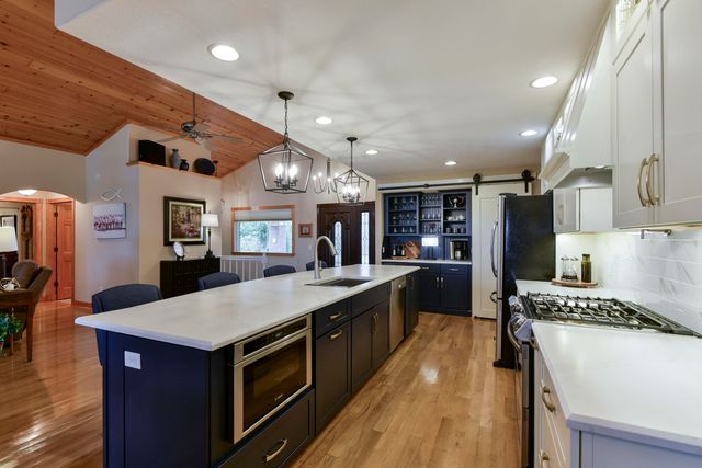 133 Dogwood Crest, Branson West, MO 65737