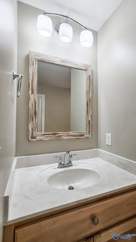 19105 Racheals Loop, Athens, AL 35611