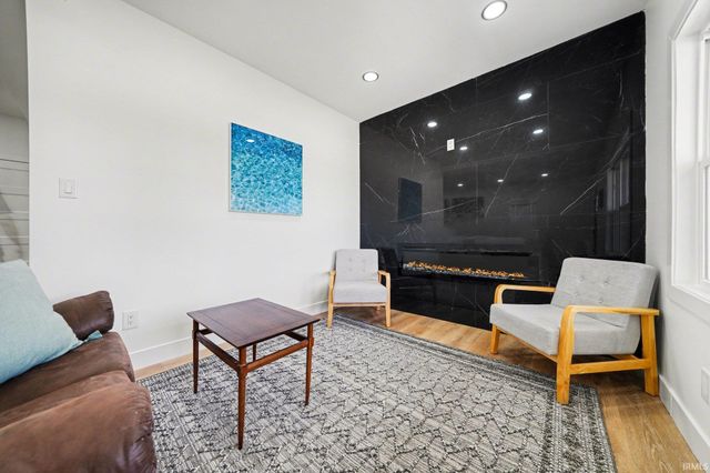 1410 W Indiana Avenue, South Bend, IN 46613