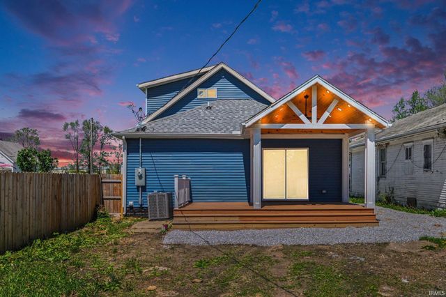 1410 W Indiana Avenue, South Bend, IN 46613