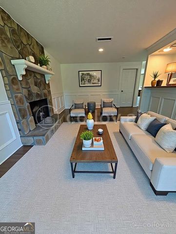 255 Hembree Forest Circle, Roswell, GA 30076