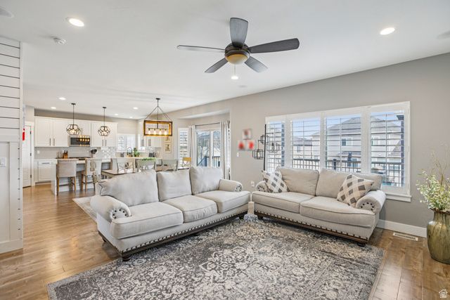 304 W STILLWATER DR, Saratoga Springs, UT 84045