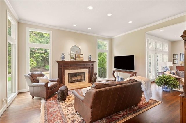 15040 Sherwood Street, Leawood, KS 66224