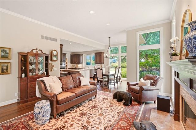 15040 Sherwood Street, Leawood, KS 66224