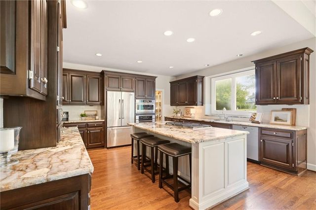 15040 Sherwood Street, Leawood, KS 66224