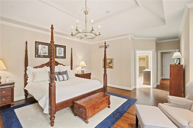 15040 Sherwood Street, Leawood, KS 66224