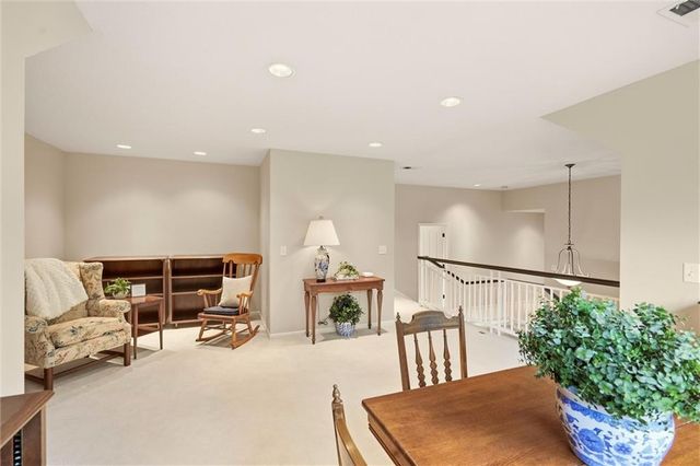 15040 Sherwood Street, Leawood, KS 66224