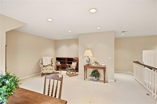 15040 Sherwood Street, Leawood, KS 66224