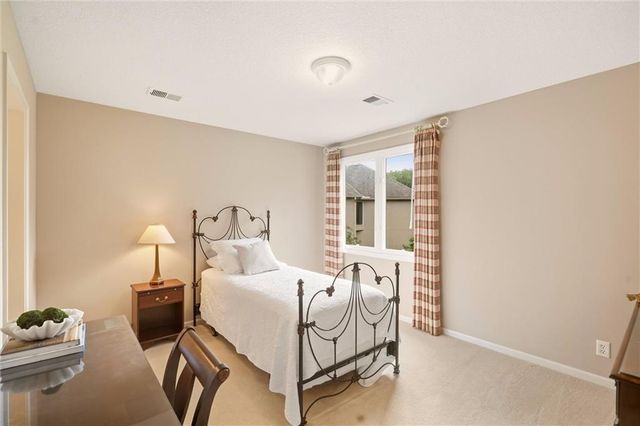 15040 Sherwood Street, Leawood, KS 66224