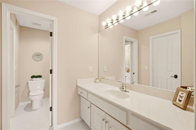 15040 Sherwood Street, Leawood, KS 66224