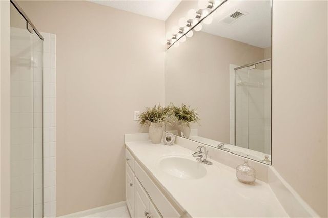 15040 Sherwood Street, Leawood, KS 66224