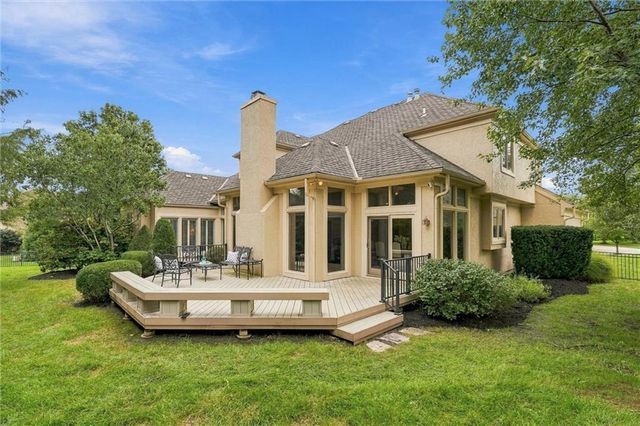 15040 Sherwood Street, Leawood, KS 66224
