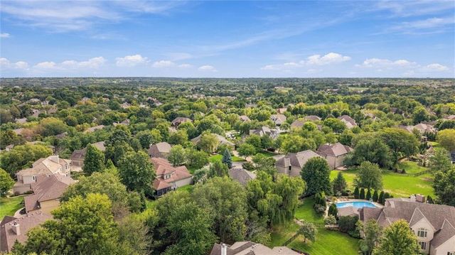15040 Sherwood Street, Leawood, KS 66224