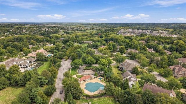 15040 Sherwood Street, Leawood, KS 66224