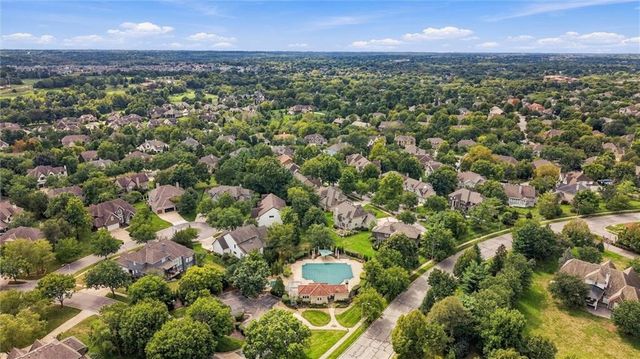 15040 Sherwood Street, Leawood, KS 66224