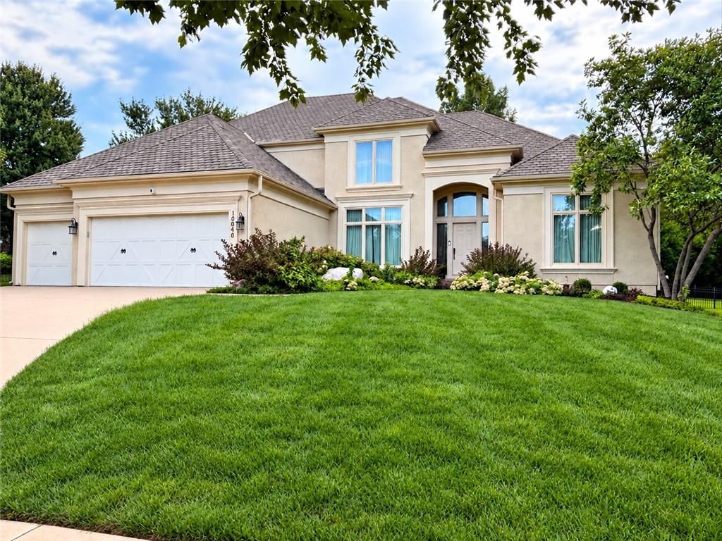 15040 Sherwood Street, Leawood, KS 66224