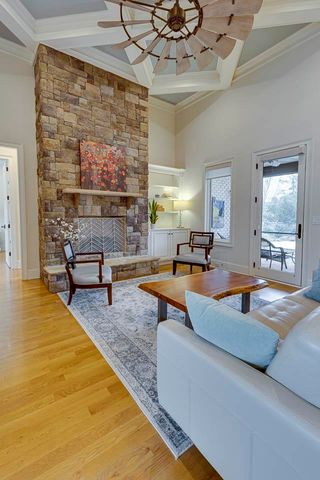 1401 Fernwood Glendale Road, Spartanburg, SC 29307