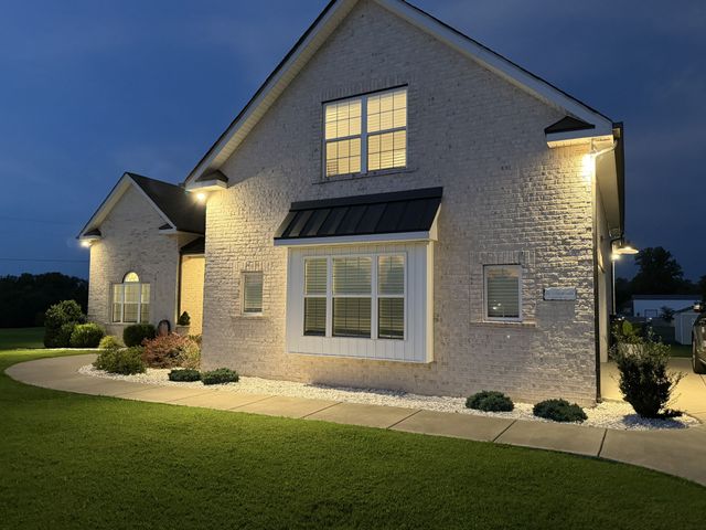 351 Drivers Ln, Gallatin, TN 37066