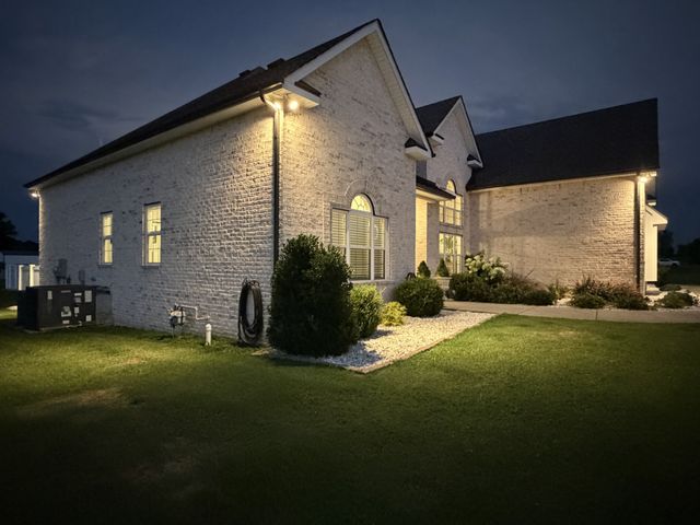 351 Drivers Ln, Gallatin, TN 37066