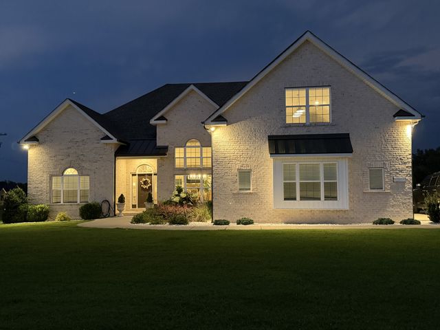 351 Drivers Ln, Gallatin, TN 37066
