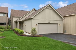 5912 Prairie Ridge Road, Crystal Lake, IL 60014