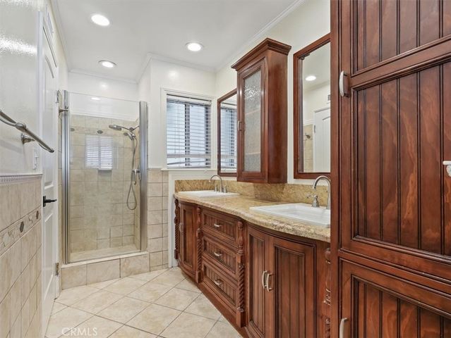 8501 Enfield Avenue, Northridge, CA 90011