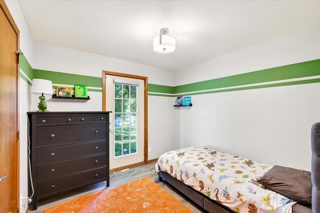 3021 Dorchester Way, Madison, WI 53719