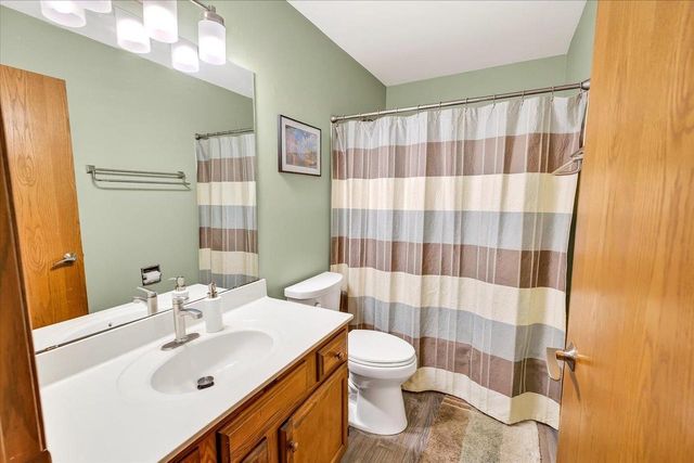 3021 Dorchester Way, Madison, WI 53719