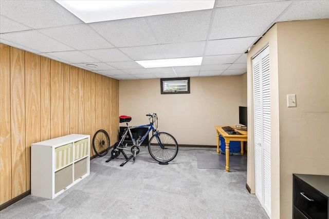 3021 Dorchester Way, Madison, WI 53719