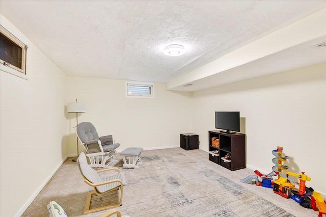 3021 Dorchester Way, Madison, WI 53719