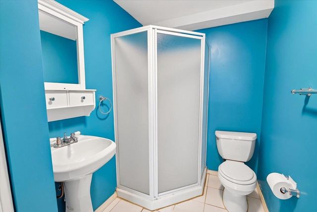 3021 Dorchester Way, Madison, WI 53719