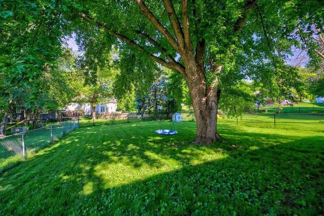 3021 Dorchester Way, Madison, WI 53719
