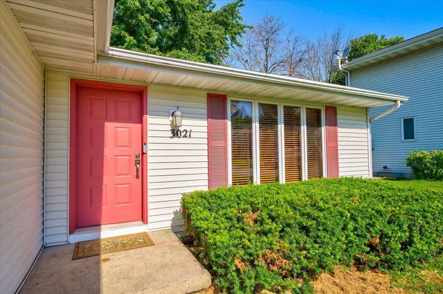 3021 Dorchester Way, Madison, WI 53719