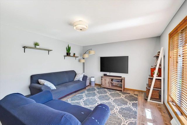 3021 Dorchester Way, Madison, WI 53719
