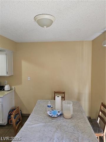 211 North Lamb Boulevard D, Las Vegas, NV 89110
