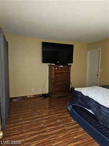 211 North Lamb Boulevard D, Las Vegas, NV 89110