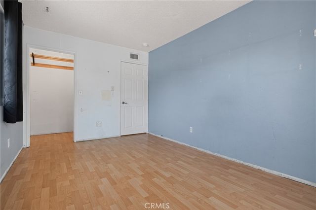 13265 Parkland Circle, Sylmar, CA 91342