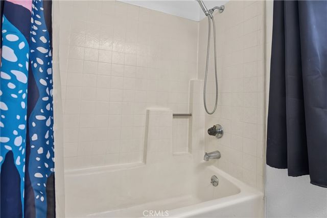 13265 Parkland Circle, Sylmar, CA 91342