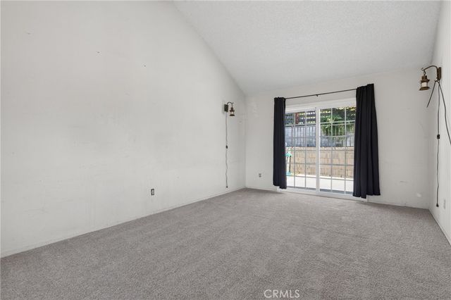 13265 Parkland Circle, Sylmar, CA 91342